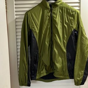 Men’s Eastern Mountain Sports size medium lined windbreaker